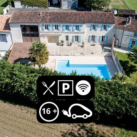 Les Cuves - Saintes Bed and Breakfast Chaniers Exteriör bild