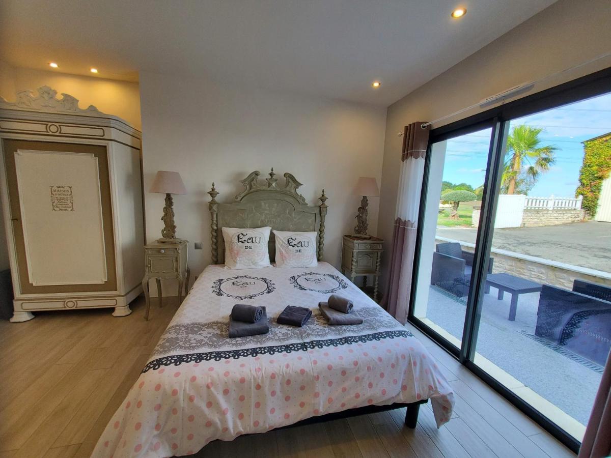 Les Cuves - Saintes Bed and Breakfast Chaniers Exteriör bild