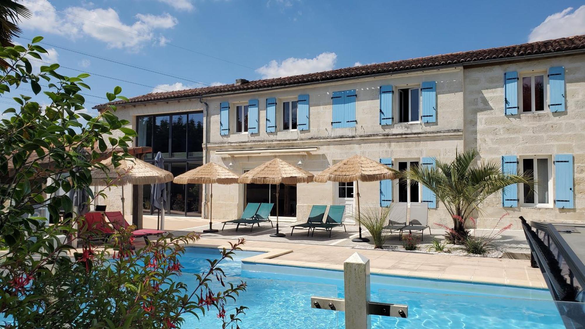 Les Cuves - Saintes Bed and Breakfast Chaniers Exteriör bild